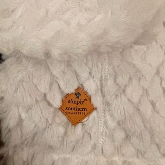 Simply Southern Chenille Quarter Zip. White. XL. Like new - worn twice. - Picture 2 of 4